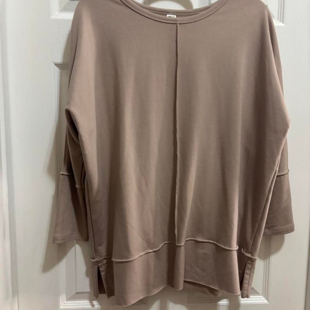 Spanx Women's Tan and Brown Sweatshirt